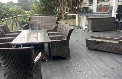 Mylor Churchtown House | Spacious Modern Creek View House