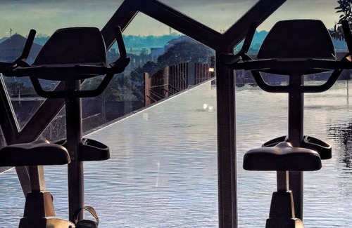 North Legian Apartment | Spacious Modern Suite with Free Minibar Items (T Sand Suite34)