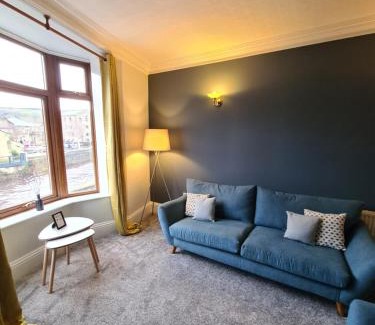 Mytholmroyd Apartment | Spacious Mytholmroyd Apartment with River Views