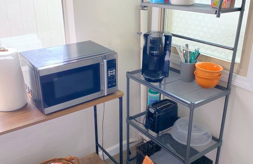 North Long Beach Apartment | Spacious private studio in Long Beach