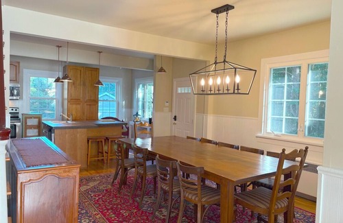 Skytop House | Spacious, relaxing 5BR/3BA Pocono home in Skytop, PA with fenced-in backyard