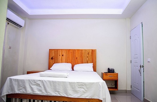 Punta Cana Apartment | Spacious room (queen size bed) in a hotel in Punta Cana