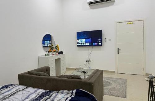 Abu Dhabi Apartment | Spacious studio 30 min from yas island and airport