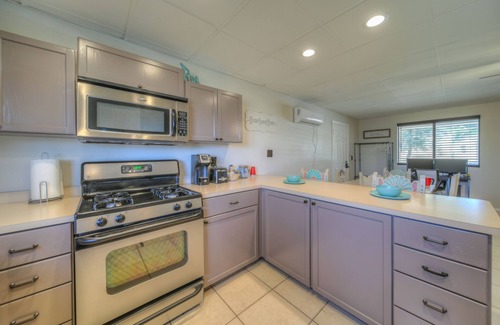 Temecula Apartment | Spacious Studio with Full Kitchen on Ranch