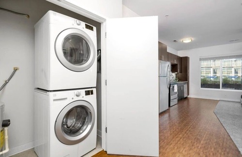 Grandview Heights Apartment | Spacious Studio with great amenities