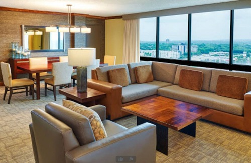 Shearer Hills - Ridgeview Apartment | Spacious suite in San Antonio