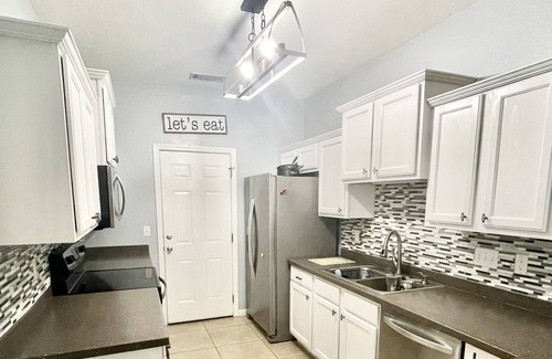 Niceville House | Spacious Townhome mins from Destin & Elgin AFB #2