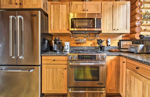Twin Mountain Cabin | Spacious Twin Mountain Vacation Rental on 5 Acres!
