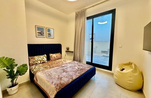 Bur Dubai Apartment | Spacious unit with a terrace