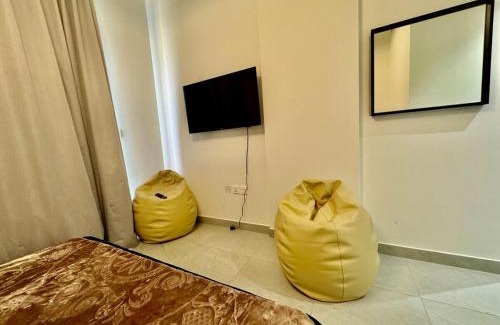 Bur Dubai Apartment | Spacious unit with a terrace