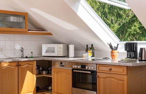Loschwitz Apartment | Spacious vacation apartment on the Elbe slope - directly on the Blue Wonder