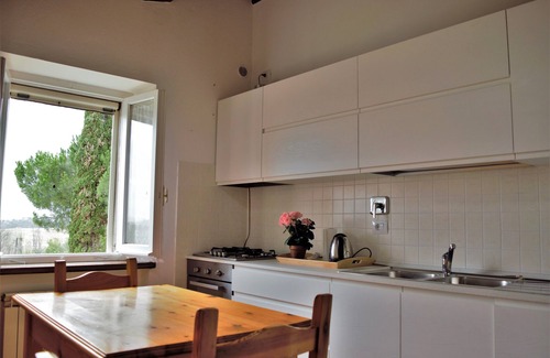 Gualdo Cattaneo Villa | Spacious villa with swimming pool in stunning scenery and picturesque villages