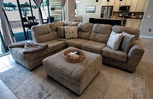 Palm Coast House | Spacious with Private Pool – Ideal for Families