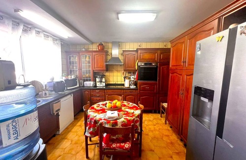 La Colina Villa | Spanish-style detached villa : Near beach and shops