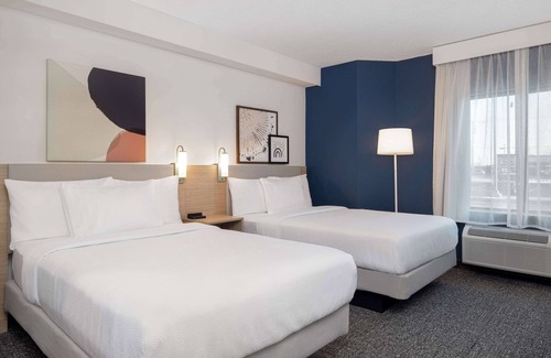 Bentonville Hotel | Spark by Hilton Bentonville