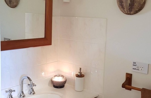Big Hill Other | SPECIAL $60pp/n at the ECO OLIVE FARMSTAY at Big Hill, min 6 persons. Sleeps 18