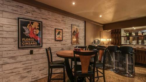 Fountain Hills House | Spectacular Fountain Hills 5 Bdrm wPool and Views