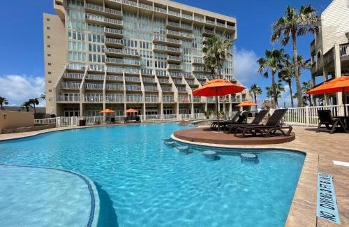 South Padre Island Apartment | Spectacular Ocean-View Condo in Beachfront Resort, Heated Pool