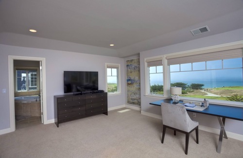 Half Moon Bay House | Spectacular Ocean Views, Beach Access 5 BR Home Near Ritz Carlton