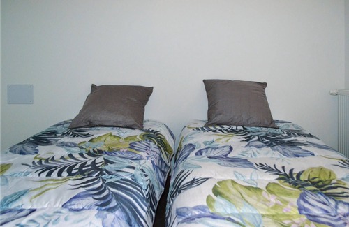 Pouillon House | Spend your family vacation in the countryside.