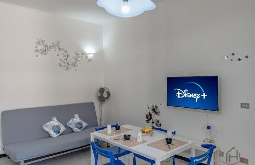 Albisola Superiore Apartment | Spiagge 3 min - stazione 500m - WiFi - Smart TV