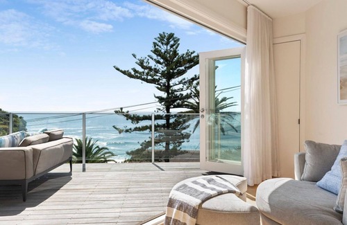 Whale Beach House | SPINDRIFT by Palm Beach Holiday Rentals
