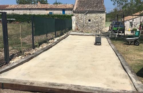 Razac-de-Saussignac House | Splendid and spacious fully equipped country house with swimming pool