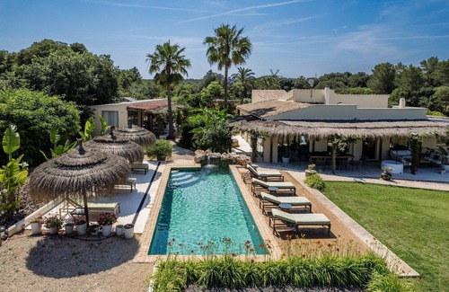 Majorca Villa | Splendid Mallorca Villa | Villa Draco | 4 Bedrooms | Spacious Furnished Sun.