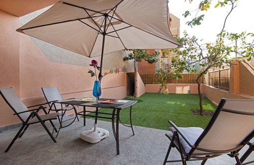 Vallcarca i els Penitents House | Splendid & Superb Park Guell House