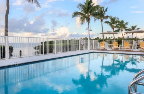 Islamorada Apartment | Sportfishing in Florida Keys! FREE Parking, Pets Allowed, Pool, Bike Rentals!