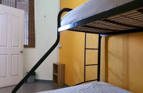 Miri Hotel | SPOT ON 90984 Gn Homestay