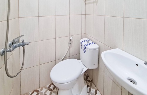 Balikpapan Hotel | SPOT ON 92037 Jokotole 2 Homestay