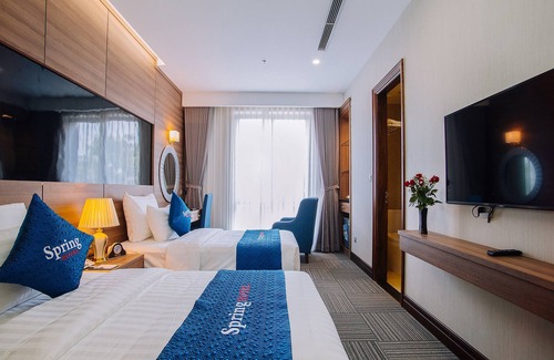 Dich Vong Hau Hotel | Spring Hotel Hanoi