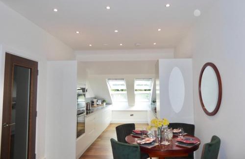 Harrogate Apartment | Springfield Court 12