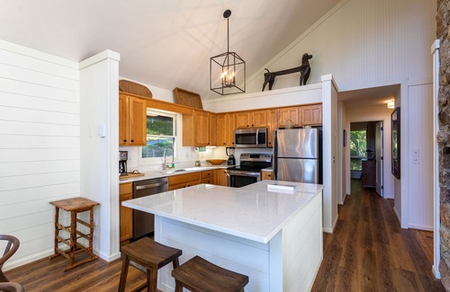 Seven Devils House | Spruce House - 3BR home atop Seven Devils with beautiful views of Grandfather Mountain!