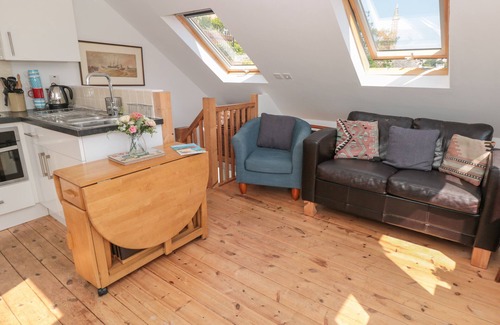 Dartmouth Cottage | Spyglass