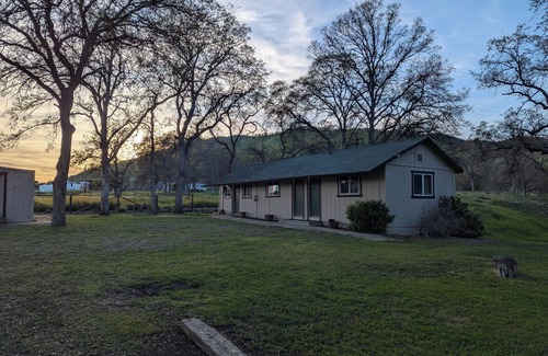 Squaw Valley Cabin | Squaw Valley Motel Room #6