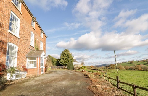 Welshpool Cottage | Squires Rest