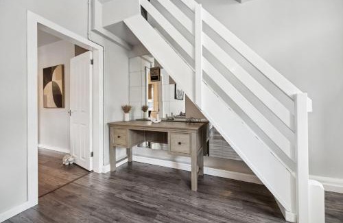 Lincoln House | St Catherines Haven by Noor Suites