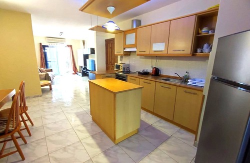 Bugibba House | St Mary Flat 2 double bedroom 2 bathroom Bugibba