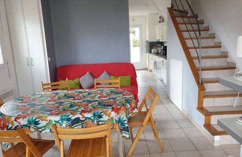 Saint-Pierre-la-Mer Villa | ST PIERRE/MER, Super SEA VIEW, family villa, 9 pers, 5 min walk from the sea