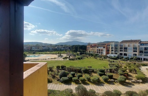 Port Cogolin Apartment | St-Tropez Gulf, air-cond apart, except sea view terrace, beach 150 yd, 4/6 pers