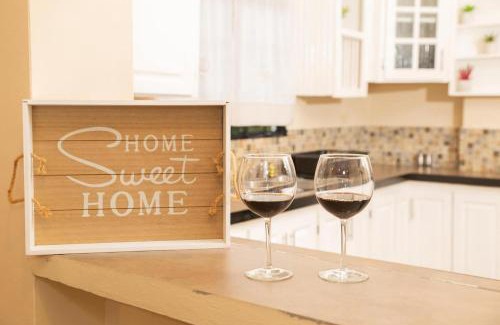 Saint James Apartment | Stacys Place #1 2 Bedroom Apartment