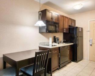 Stafford Hotel | Stafford Suites by IHG