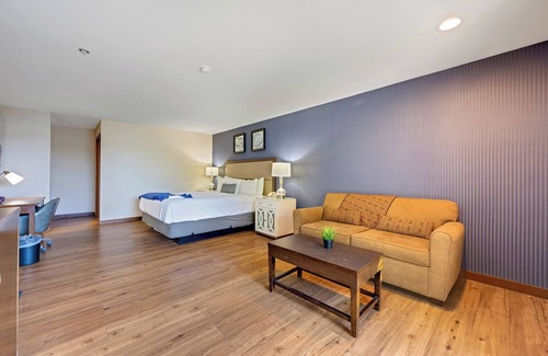 Bodega Bay Hotel | Standard King Room with Ocean View