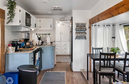 Carp Lake Cottage | Stans RV on Lake Michigan