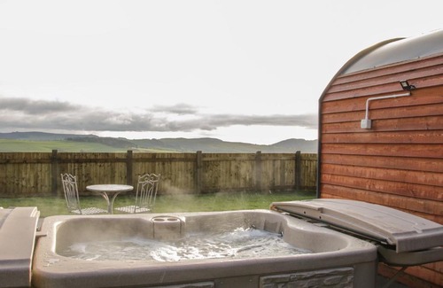 Kingswood House | Stapeley Pod