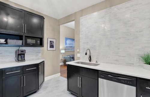 Metropolitan Apartment | Starland Perch Lower