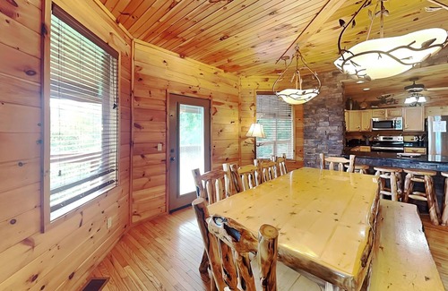 Chalet Village Cabin | Starry Nights Lodge