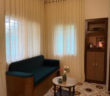 Nashik Bed & Breakfast | Stay a Li'l Bit More